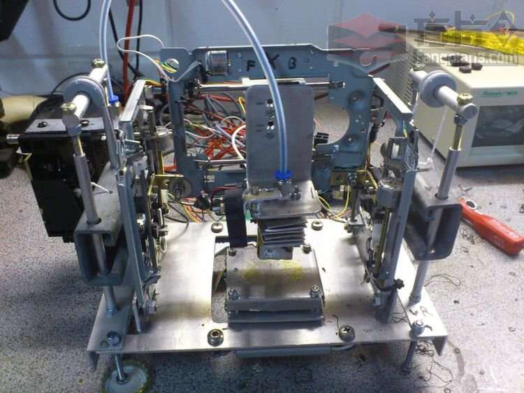 用電子垃圾自制3D打印機教程