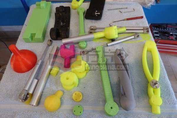 3D打印假肢腿Roboleg