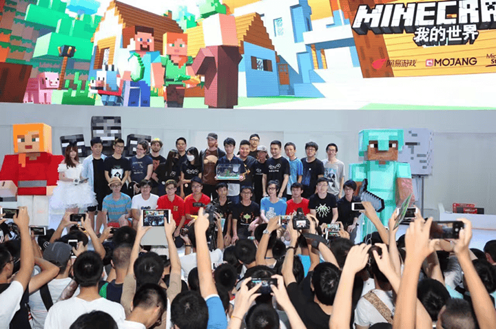 什么？CJ展上送給Mojang的禮物是一個3D打印的《我的世界》！