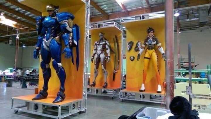 3D打印守望先鋒大型雕像 3米獵空無敵大長腿