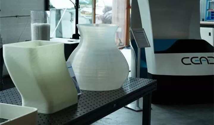 CEAD正式推出工業(yè)級(jí)連續(xù)纖維CFAM Prime 3D打印機(jī)