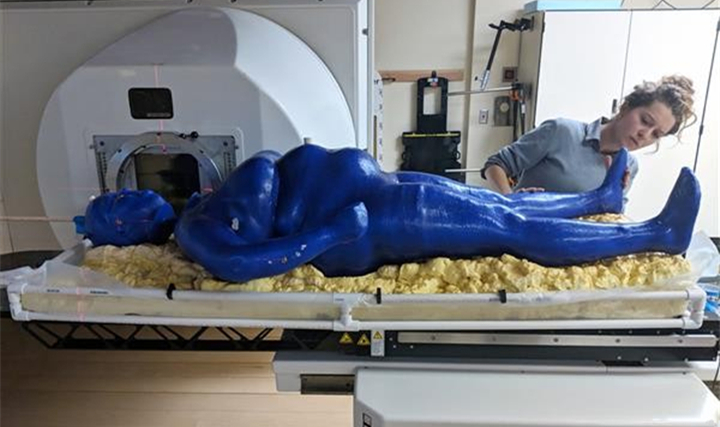 LSU学生3D打印出一个完整的“人”用于放射治疗研究