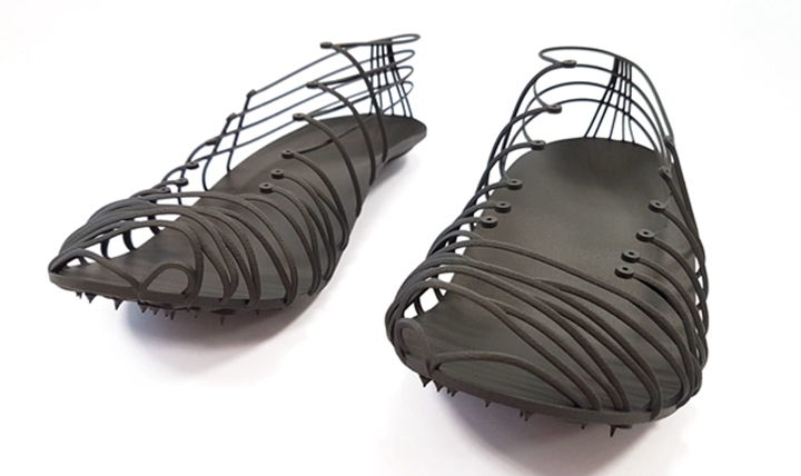 为运动员而设计，3D打印的新型碳纤维钉鞋
