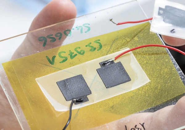 科学家3D打印可生物降解电池以减少电子废物