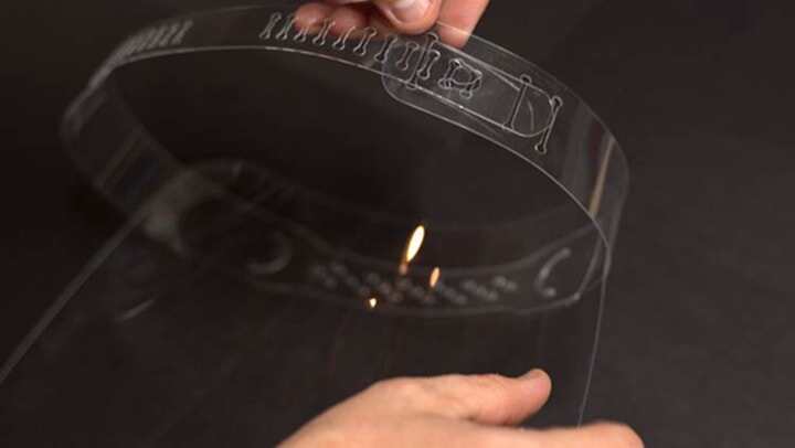 案例：激光切割亞克力防護面罩