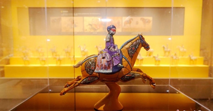 西安博物院：3D打印賽博朋克風“唐三彩”吸睛 - 圖片