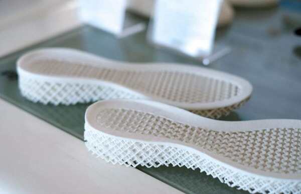 3D打印和注塑在彈性部件工藝對比！