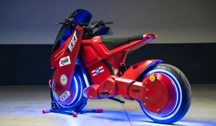 使用人工智能和3D打印技術(shù)打造的受動漫啟發(fā)的電動摩托車