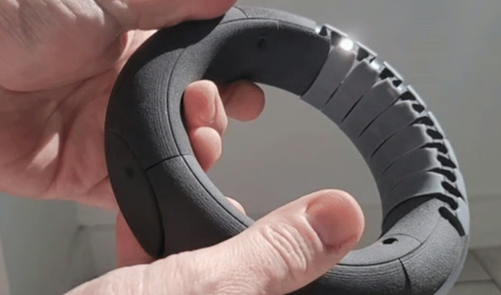 創(chuàng)客揭秘迪士尼電影《星際寶貝》中使用的令人難以置信的3D打印道具