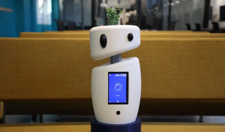 3D打印AI智能機器人學(xué)生