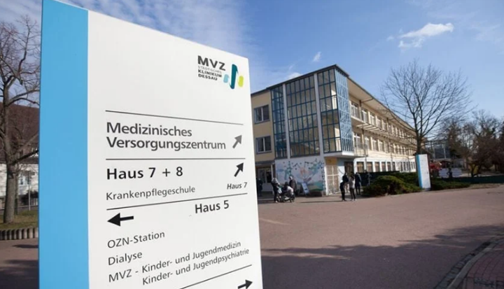 研究人員利用3D打印技術(shù)制造生物可吸收顱骨植入物