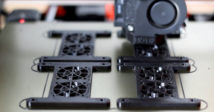 別再迷信碳纖維了，碳石墨烯能讓尼龍復(fù)合材料長絲強(qiáng)度翻倍 - 圖片