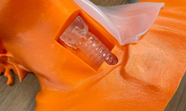 默瑟大學(xué)利用低成本3D打印醫(yī)用模擬器材，助力偏遠農(nóng)村地區(qū)的醫(yī)療培訓(xùn)