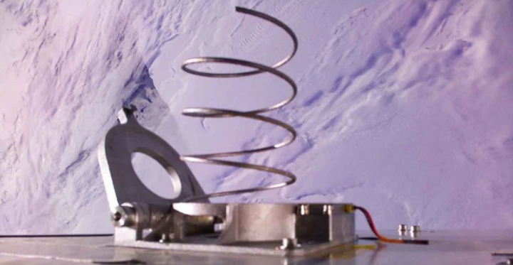 美國宇航局在軌道上部署了一個3D打印彈簧 - 圖片