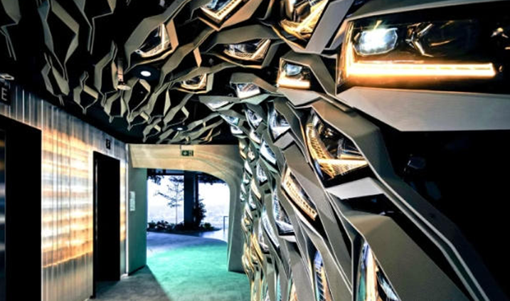 斯柯達總部墻面照明裝置落地：50個速派大燈+機器人非平面3D打印技術