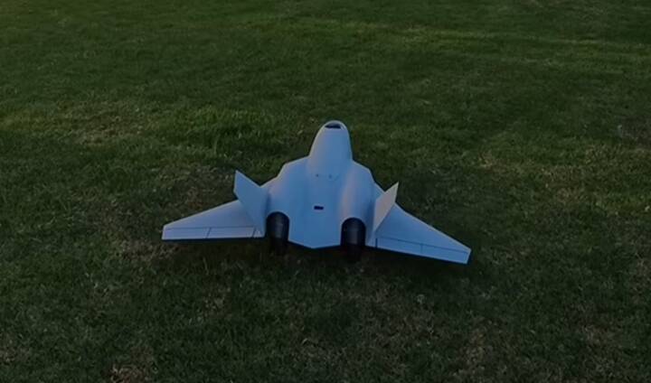 碳纤维3D打印喷气式军用无人机，SkyDefense